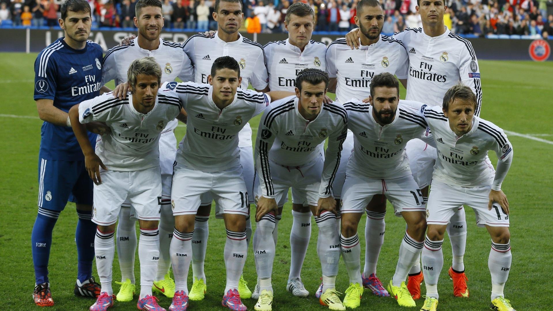 “未来领袖”青少年篮球明星培养文章在媒体广泛传播，激励青少年追梦